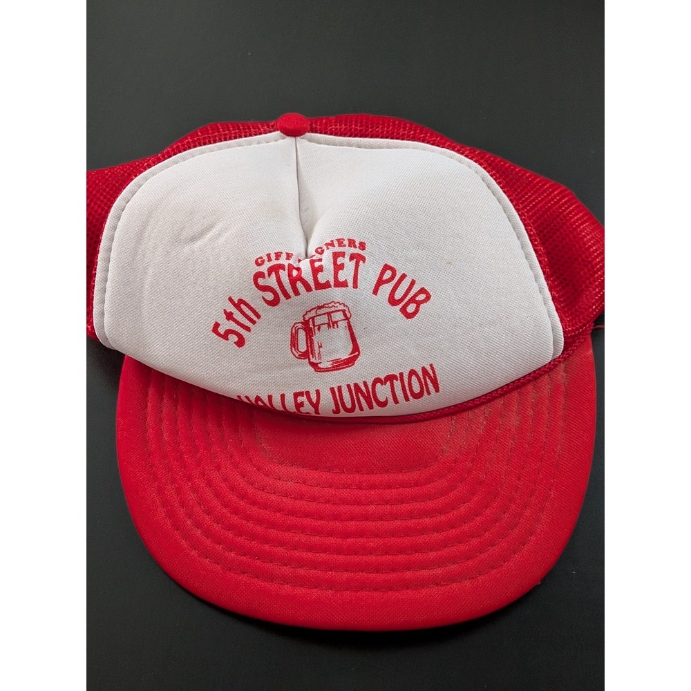 5th Street Pub Valley Junction (West Des Moines, Iowa) Trucker Hat Snapback OSFM